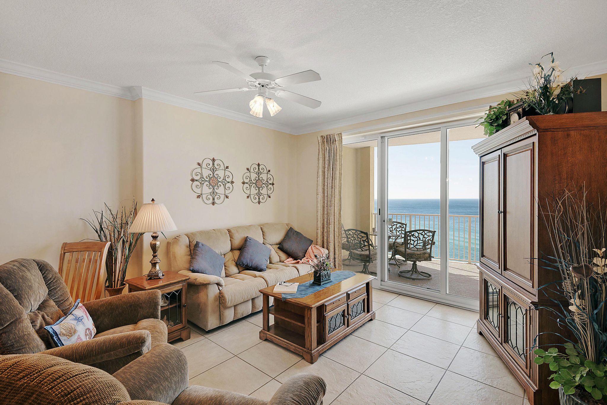 Ocean Villa Condo 1304 interior
