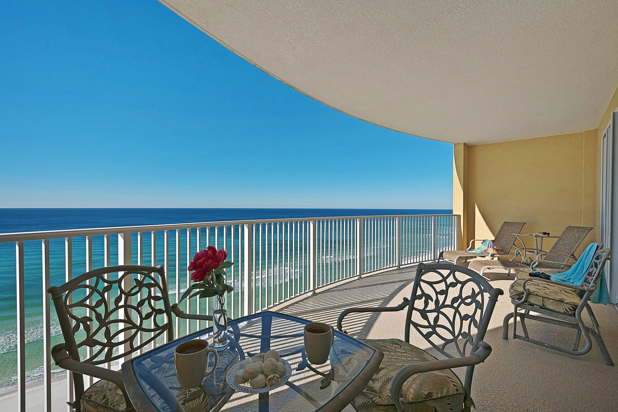 Ocean Villa Condo 1304 interior