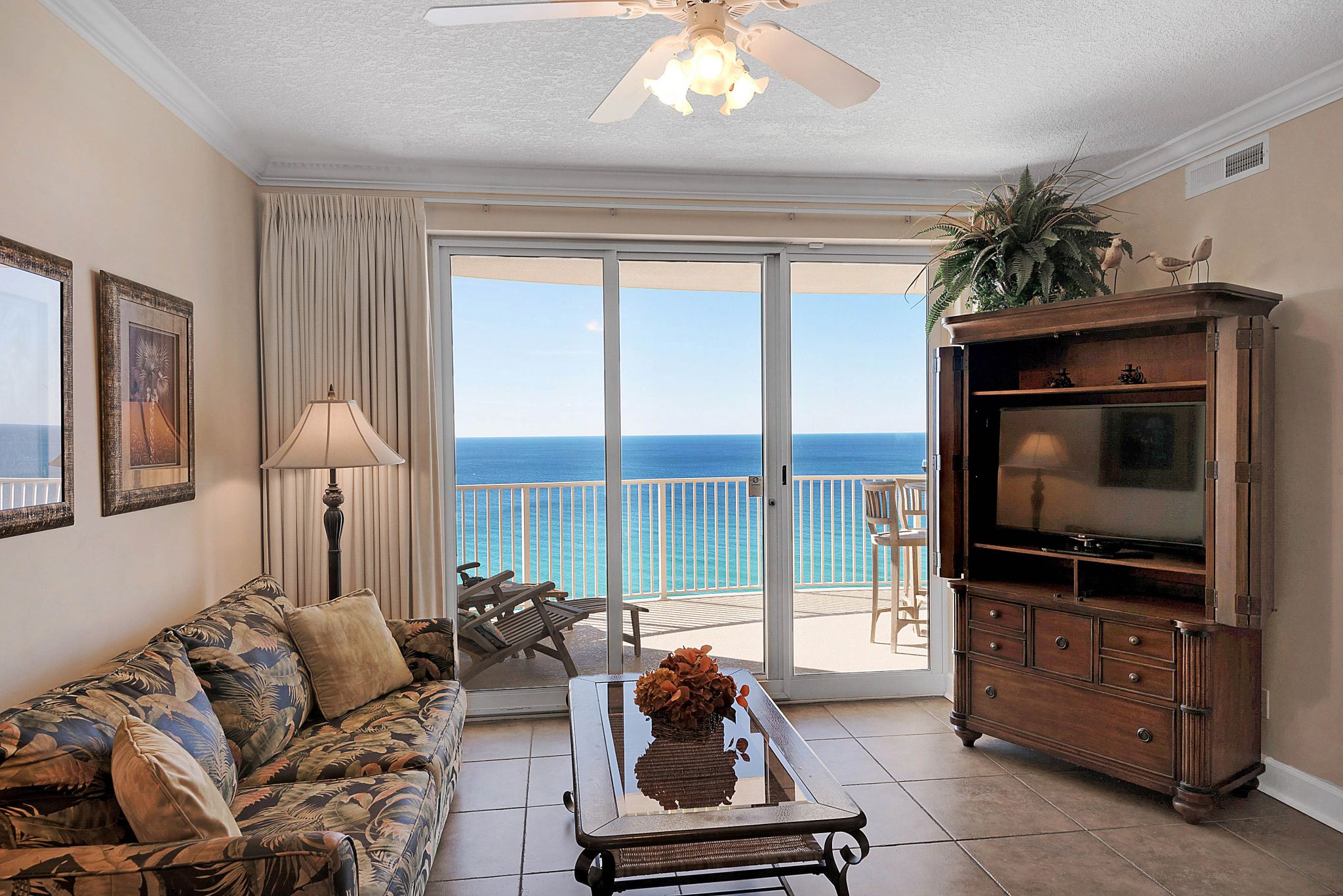 Ocean Villa Condo 1602 interior