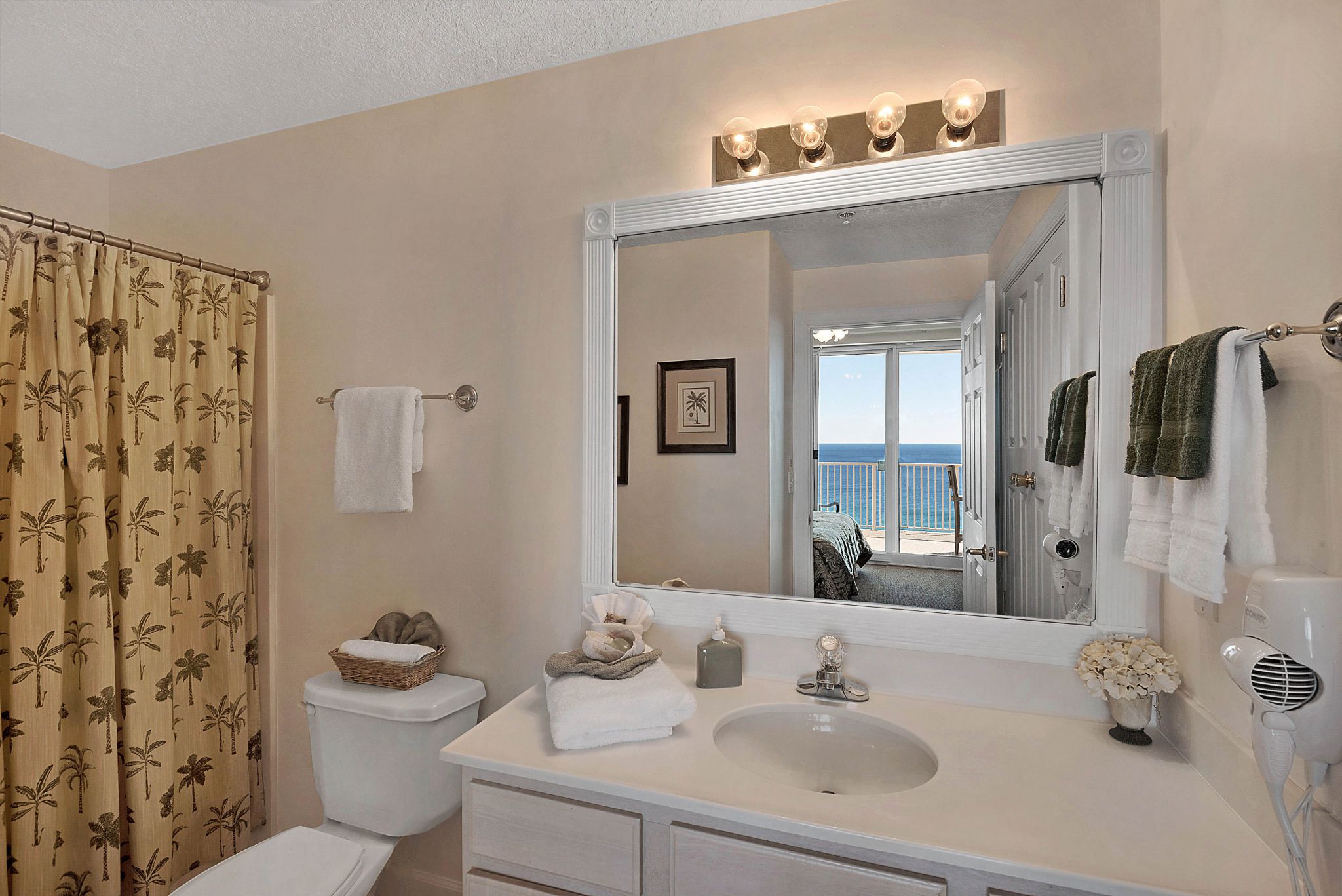 Ocean Villa Condo 1602 interior
