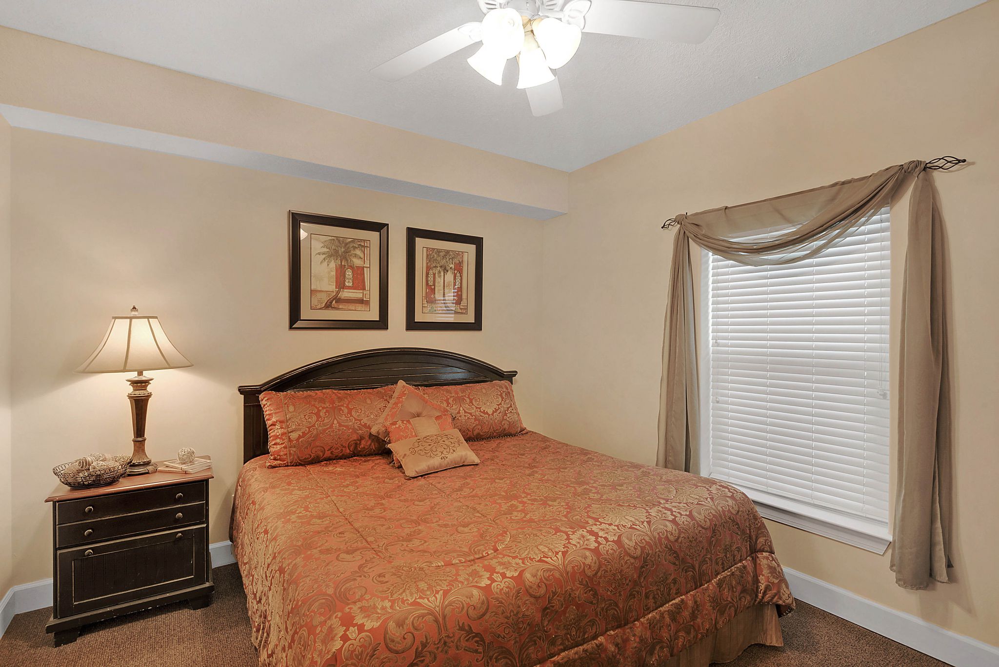 Ocean Villa Condo 1602 interior
